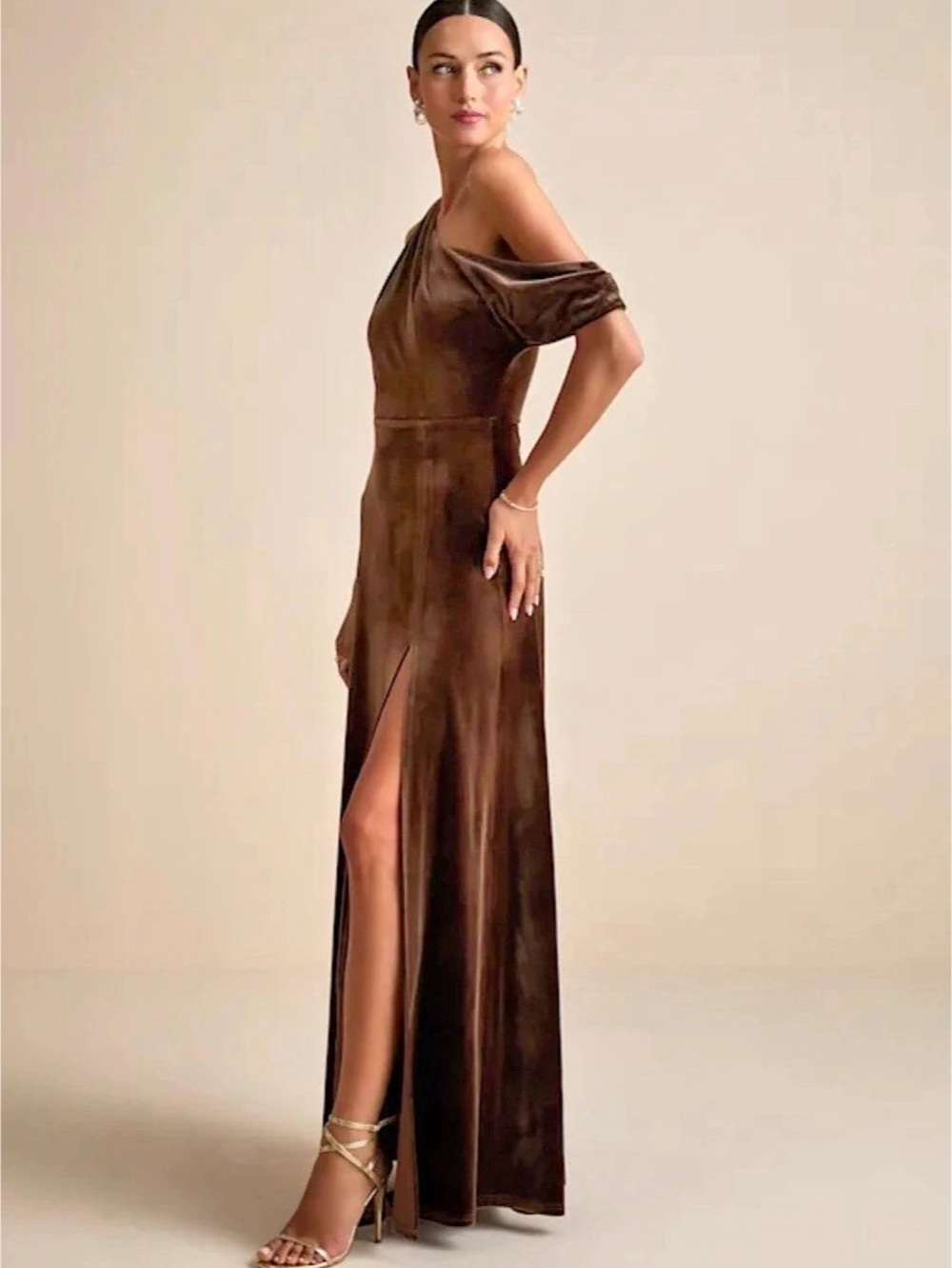 Lulus One-Shoulder Side-Slit Stretch Velvet Gown Brown
